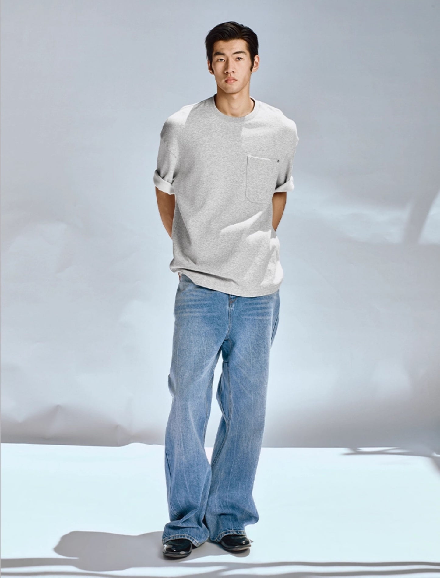 Unisex 패치 포켓 T-shirt