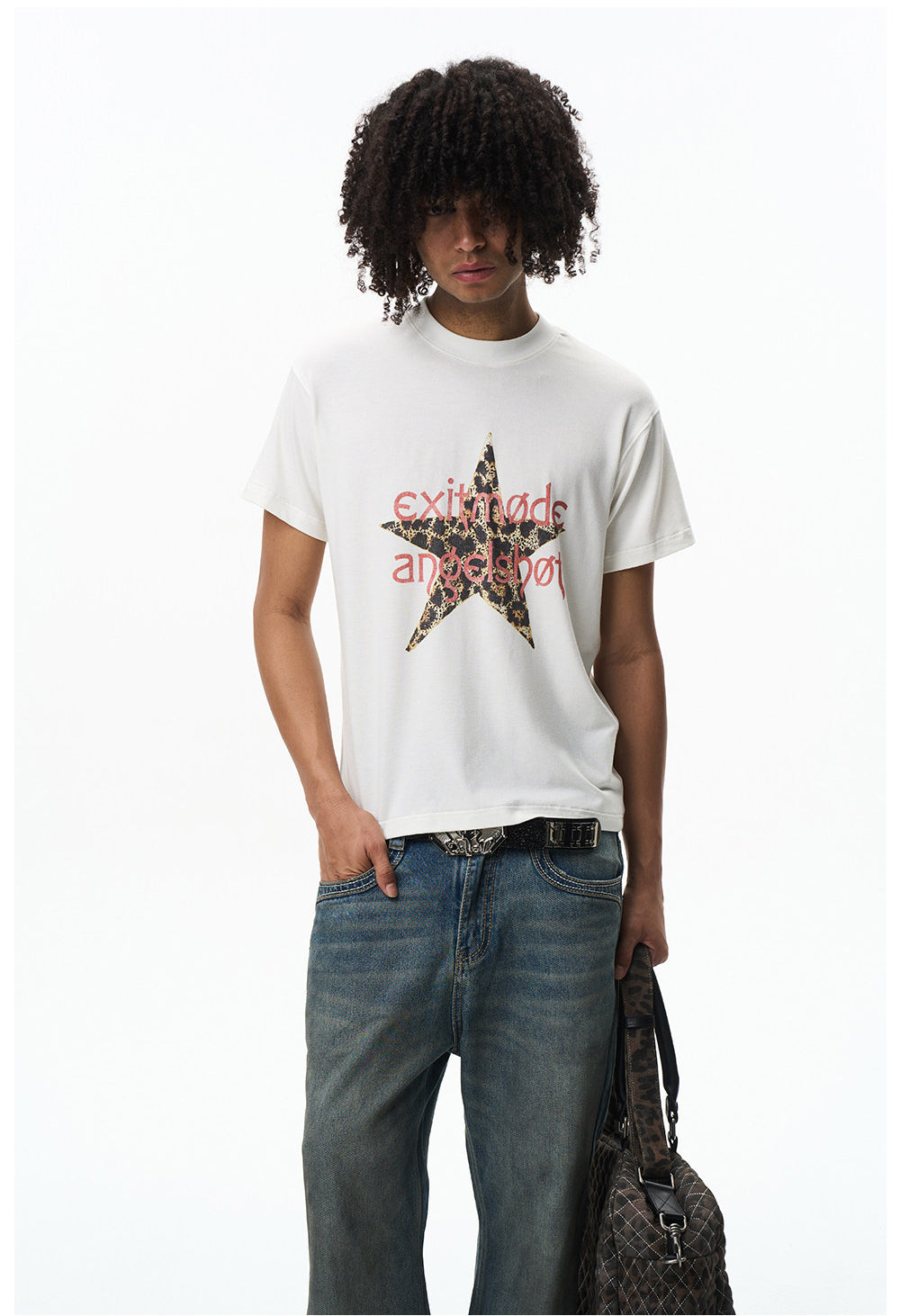 Unisex Five-Pointed Star and Text Print T-Shirt