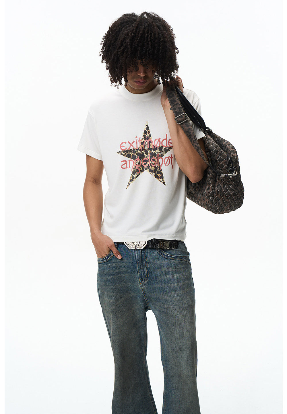 Unisex Five-Pointed Star and Text Print T-Shirt