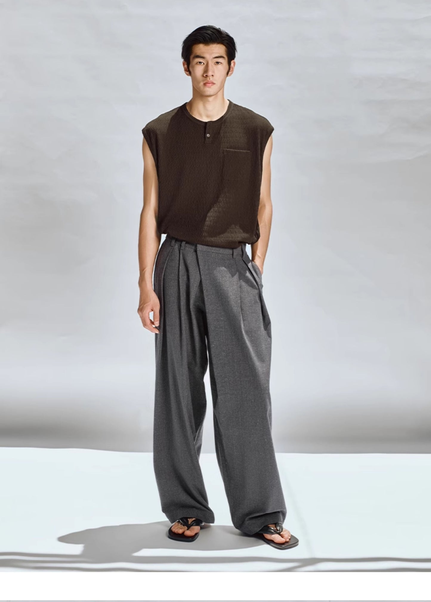 Double pleated casual pants