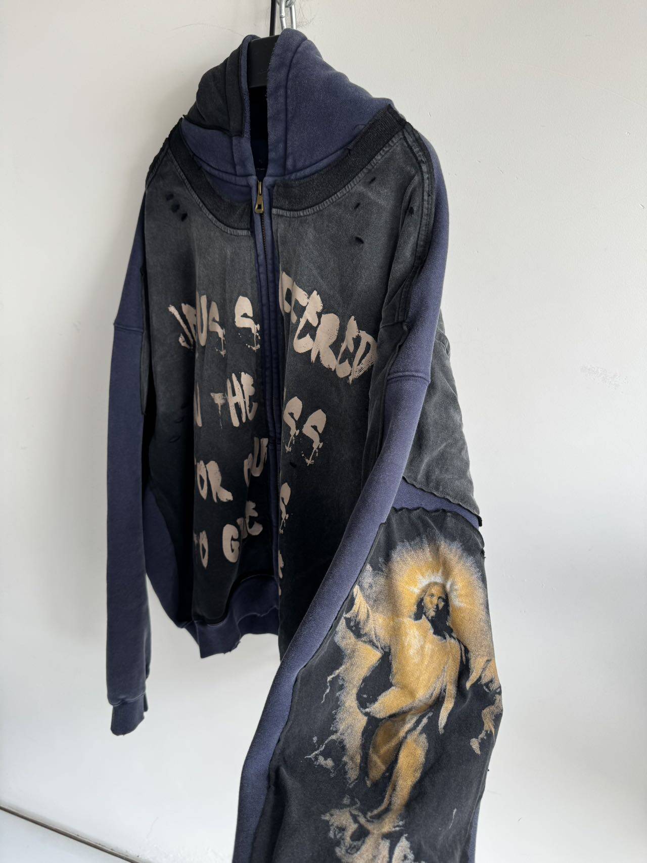 Rock Print Distressed Design Zip-Up Hoodie