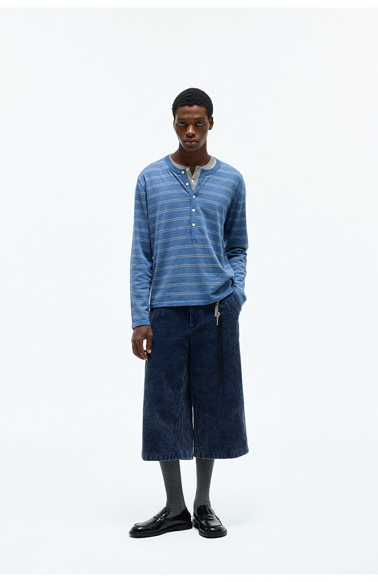 Corduroy Textured Cropped shorts