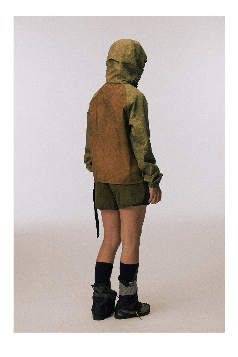 Water-repellent nylon hooded jacket