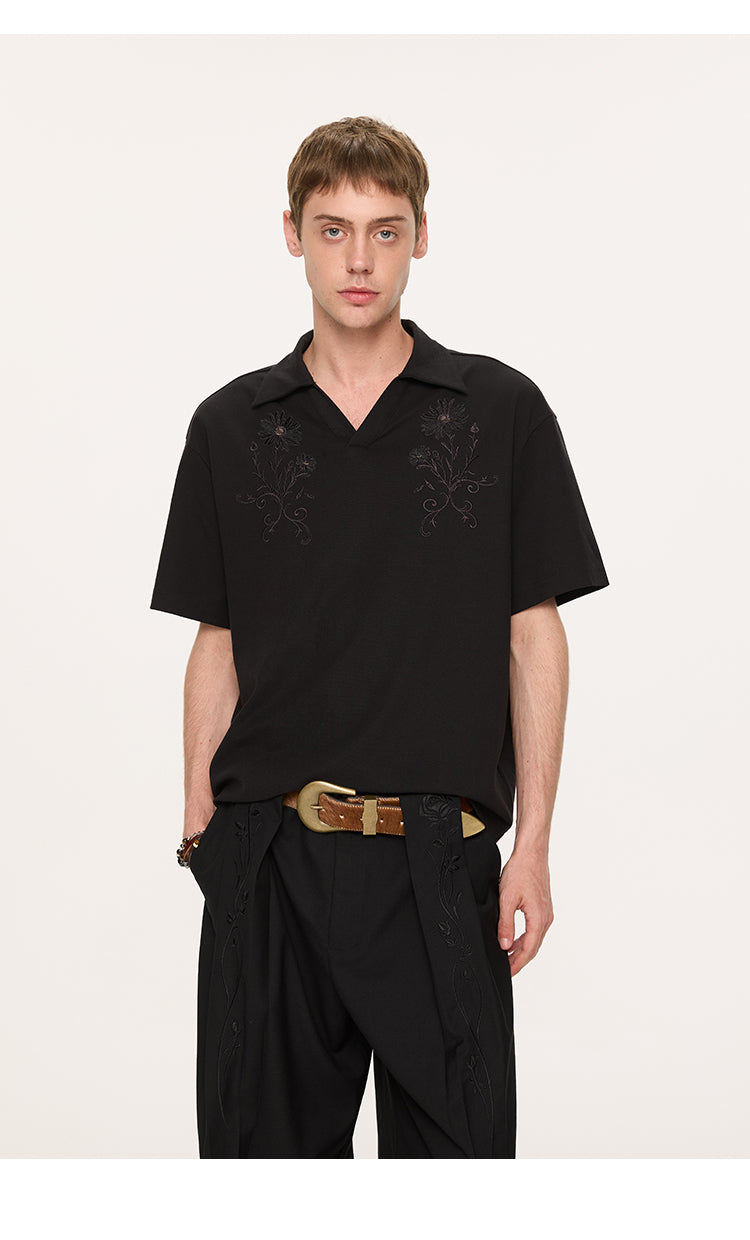 Embroidered V-neck polo shirt
