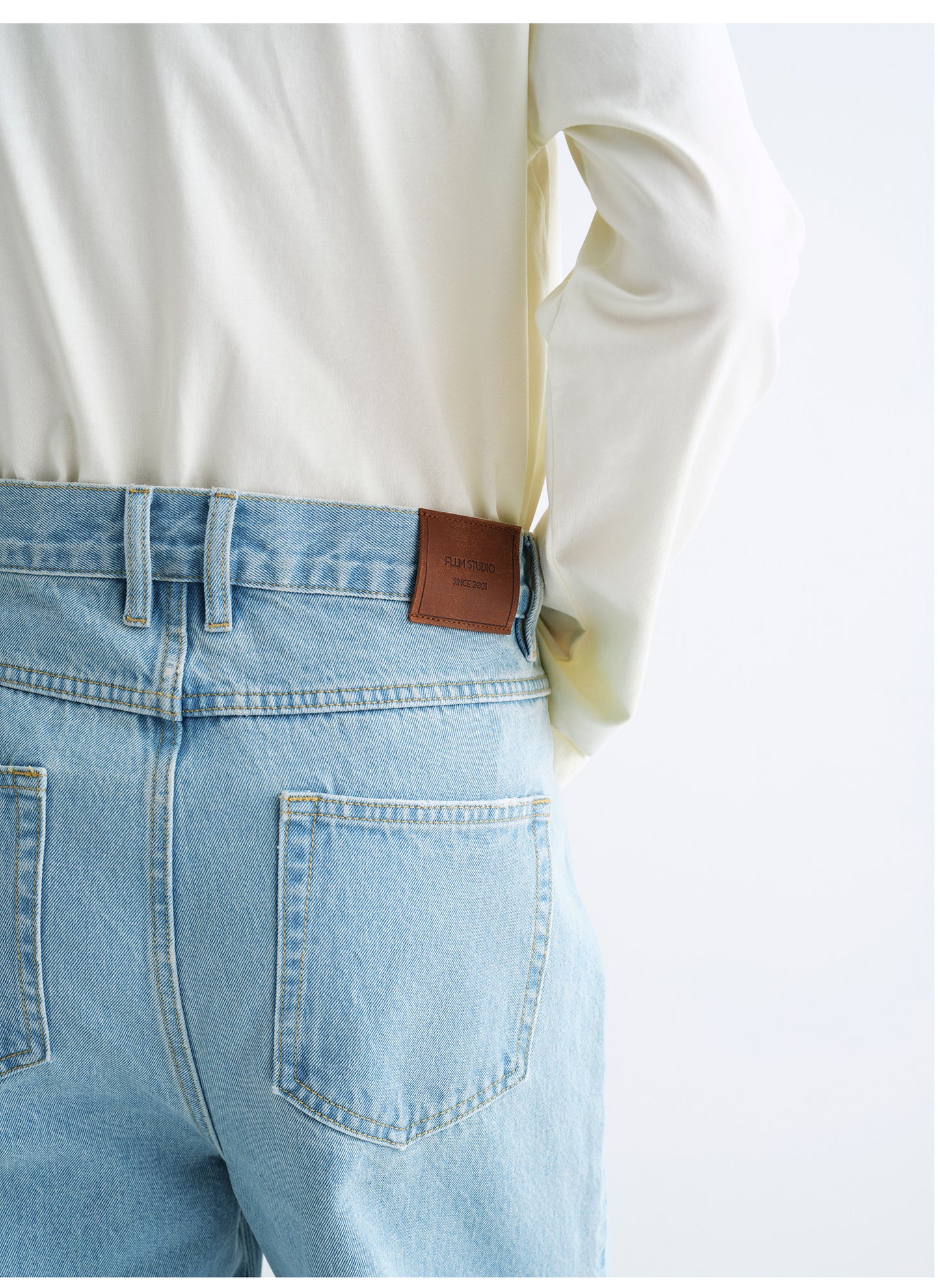 Straight-Leg Basic Casual Jeans