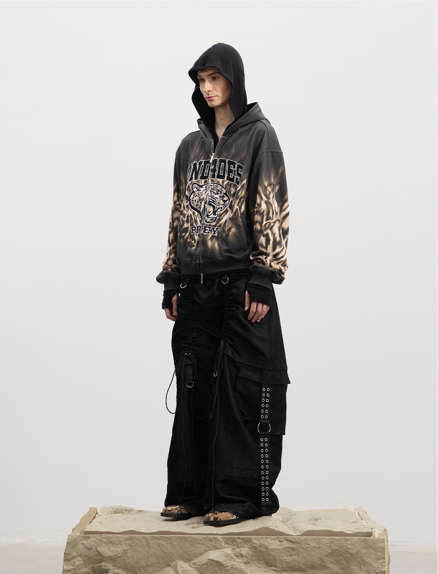 Deconstruction Design Work Jeans