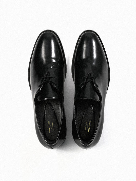 Thin-soled Oxford shoes