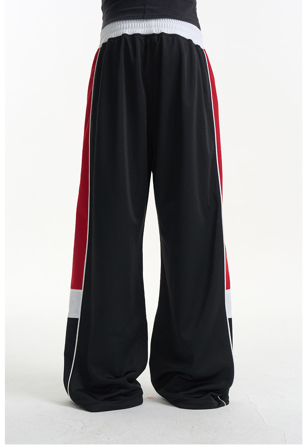 Loose-Fit Sporty Print Casual Pants