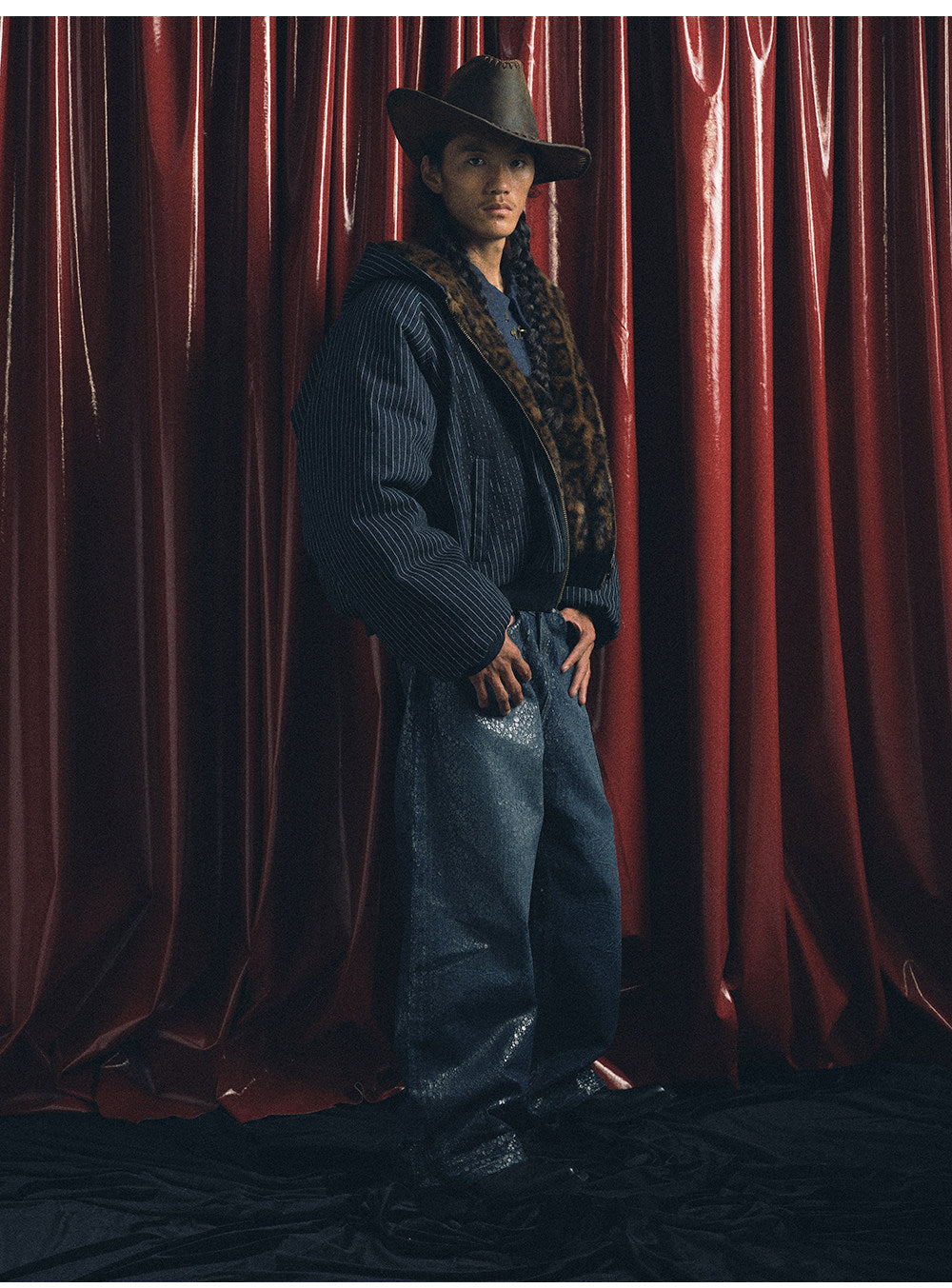 Loose-fit straight-leg jeans