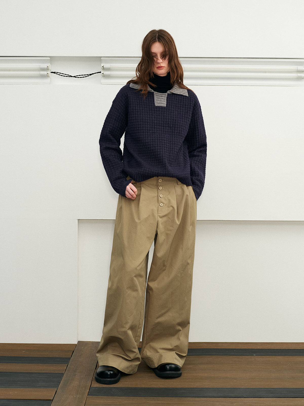 Three-dimensional cut wide-leg pants