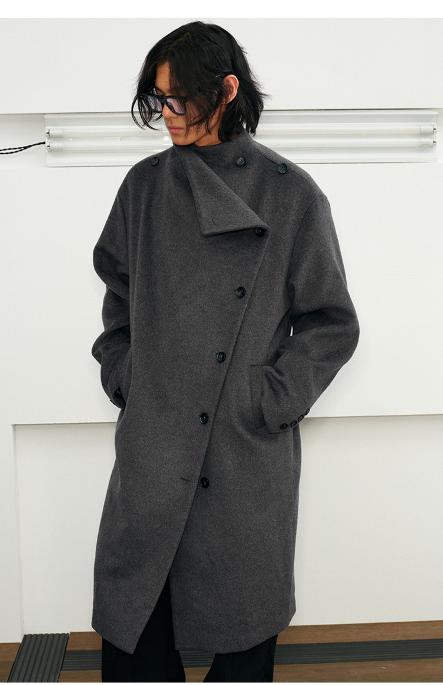 Multi-shaped scarf wool coat