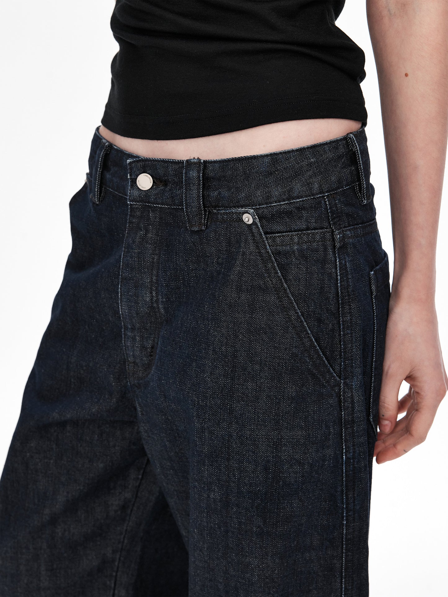 Curved-Tapered Denim Jeans