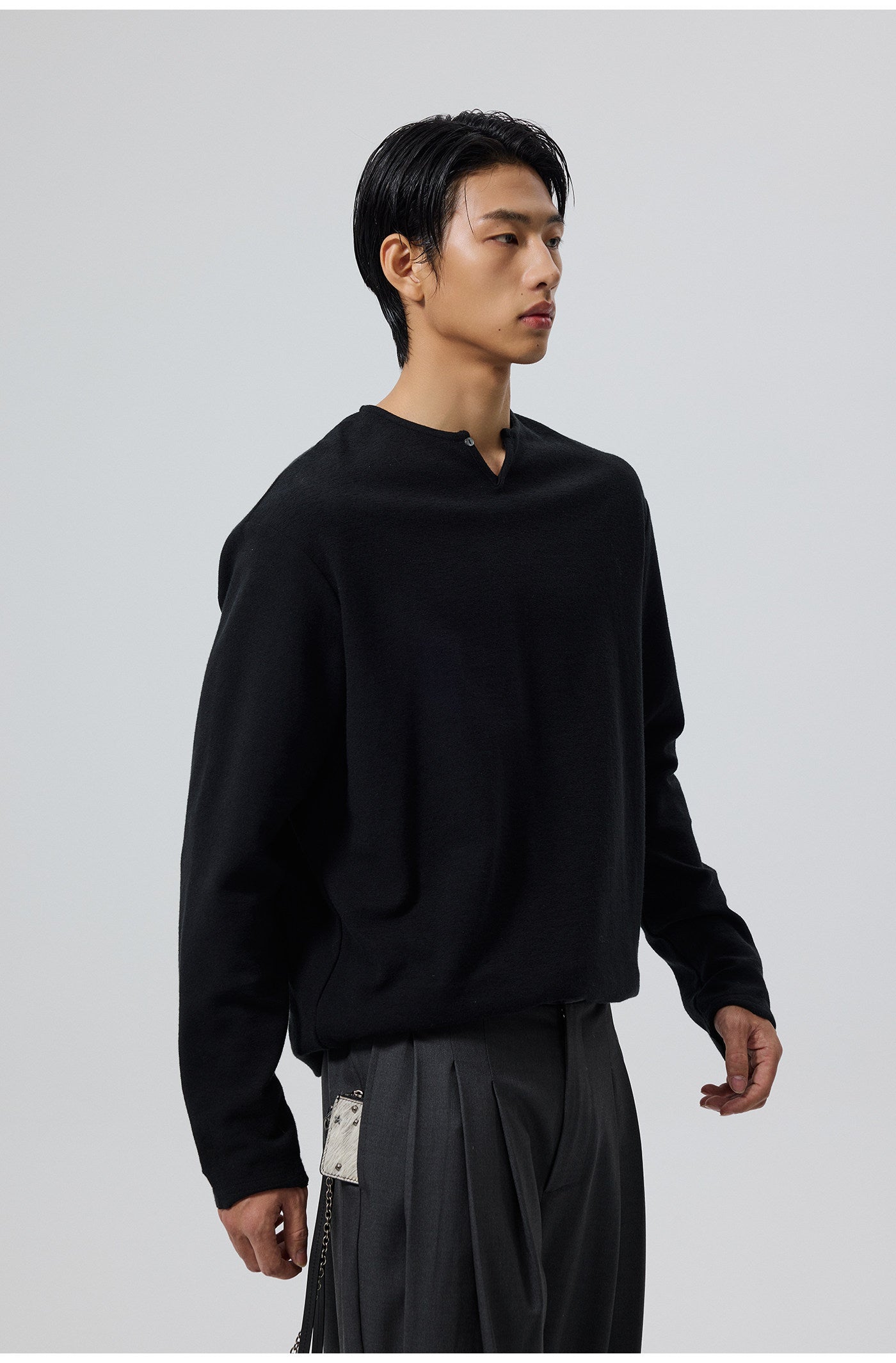 Single-button T-shirt