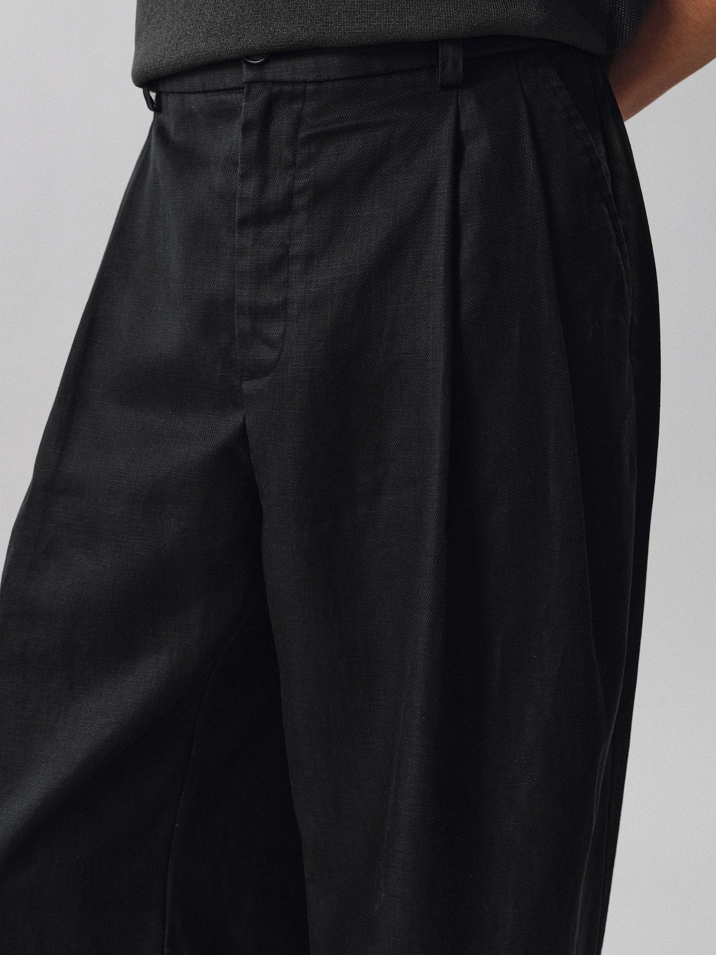 Linen Double-Pleated Casual Pants