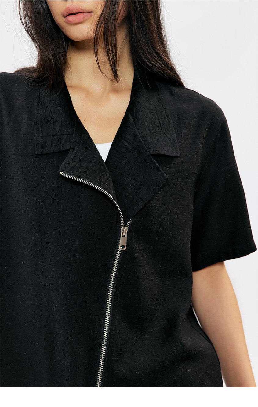 Multi-form Collar Shirt with Diagonal Zipper