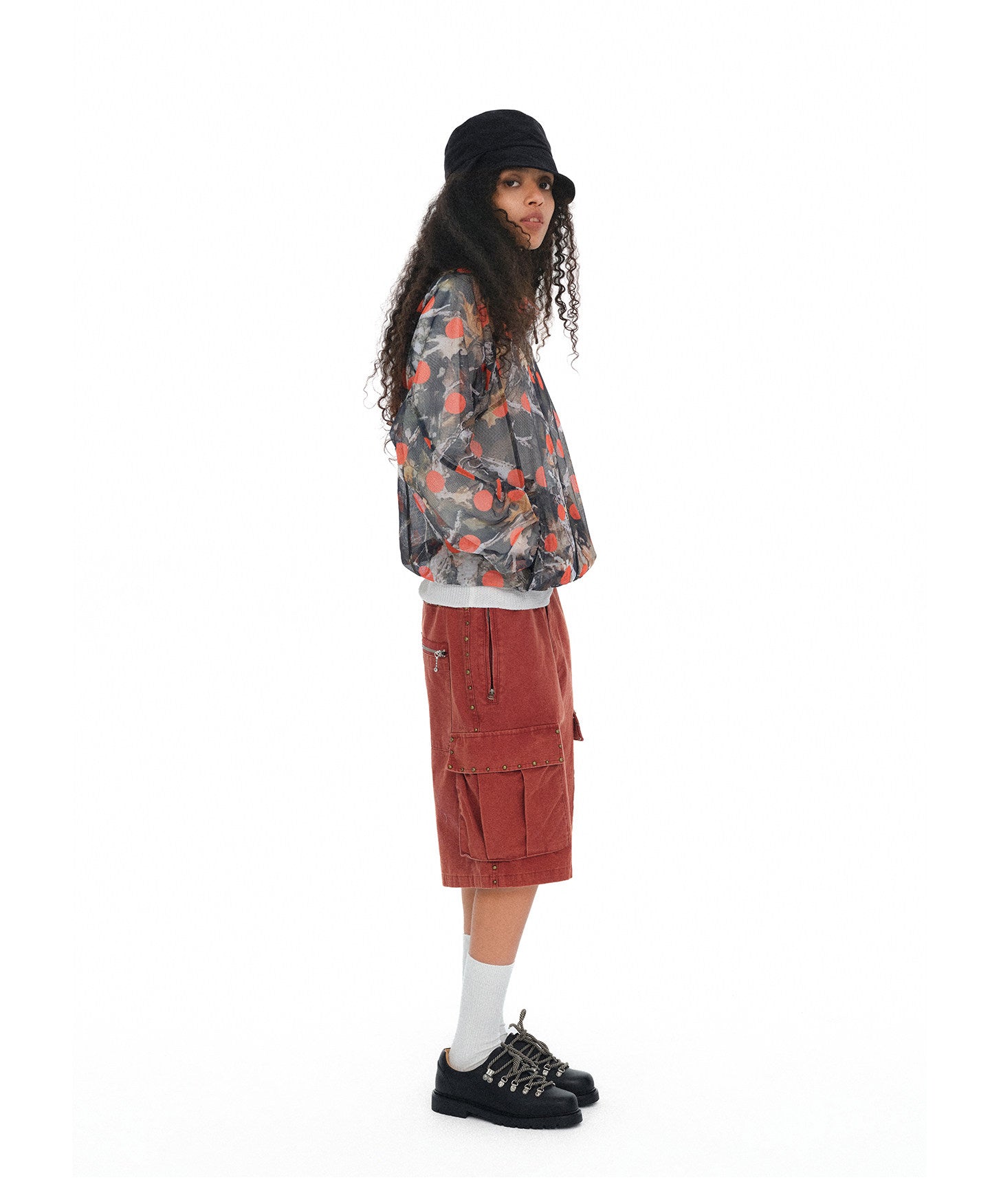 Multi-Pocket Loose Shorts