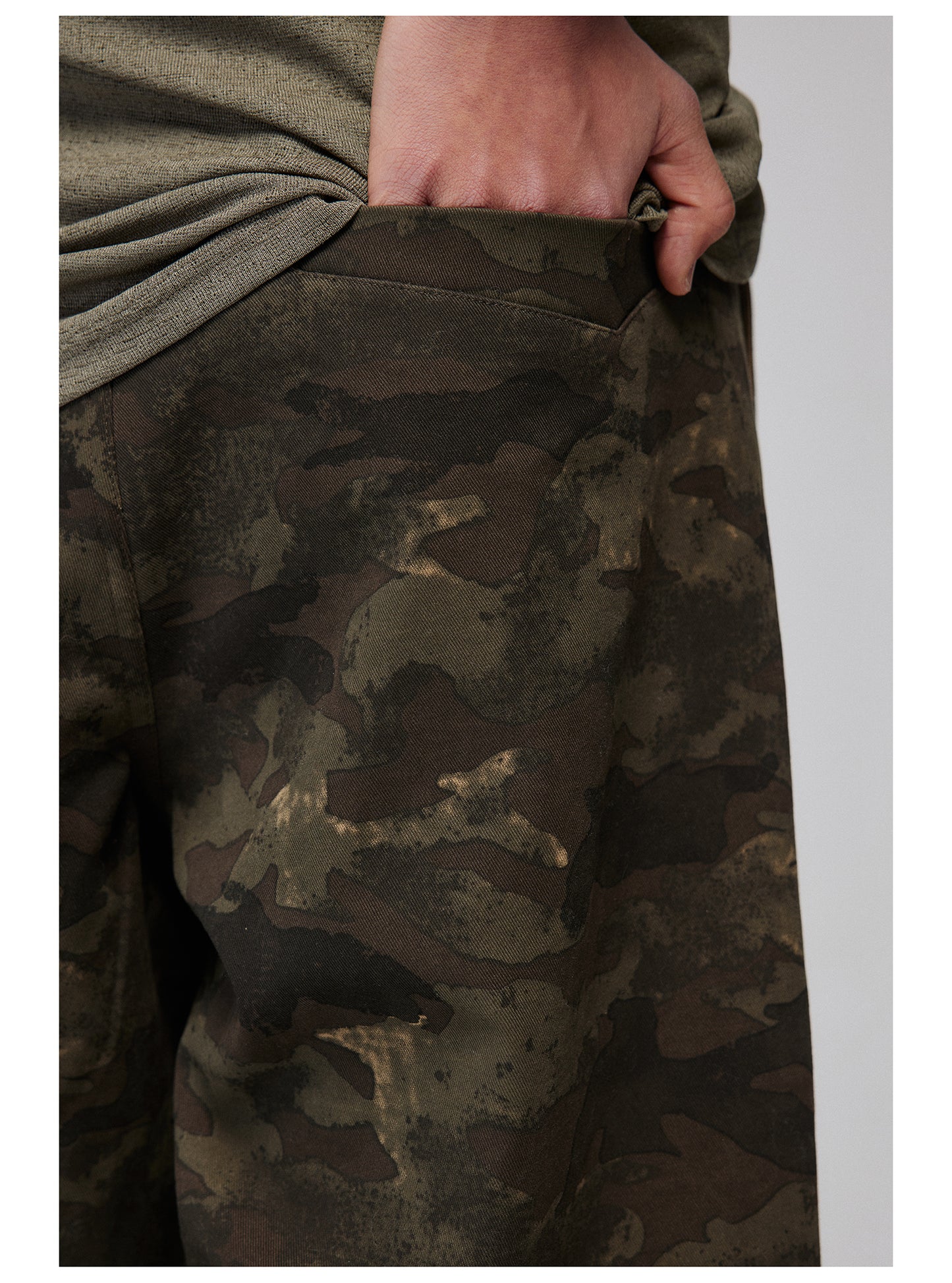 Wide leg casual camouflage pants