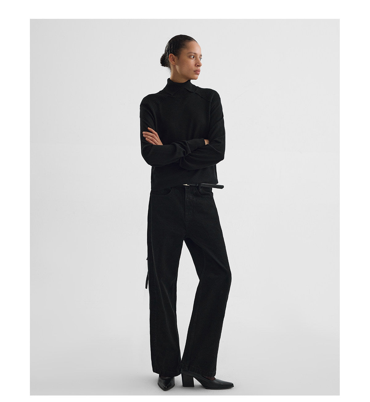 W-Neck Fit Mid-Rise Turtleneck Sweater