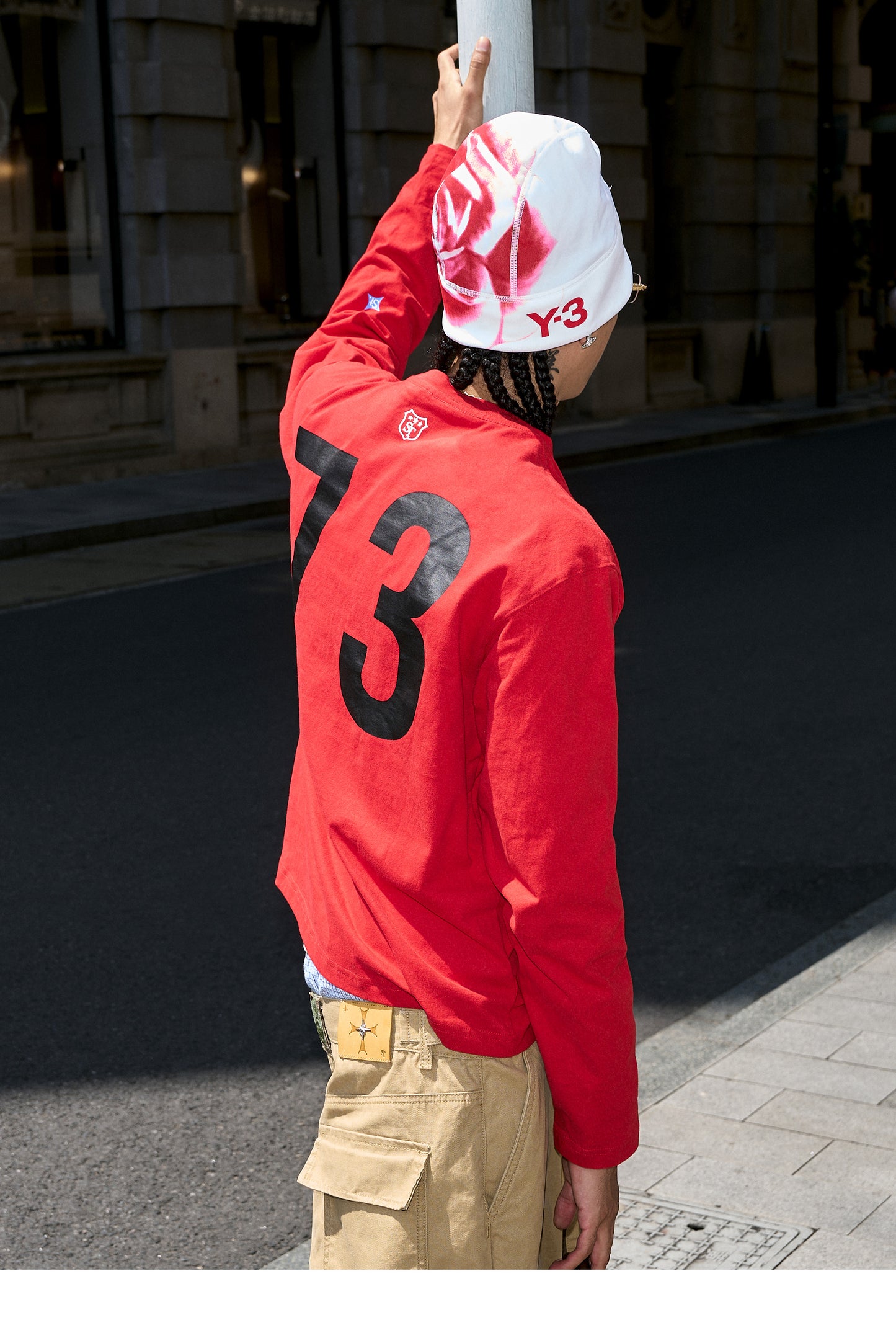 Round Neck Embroidered Print T-Shirt