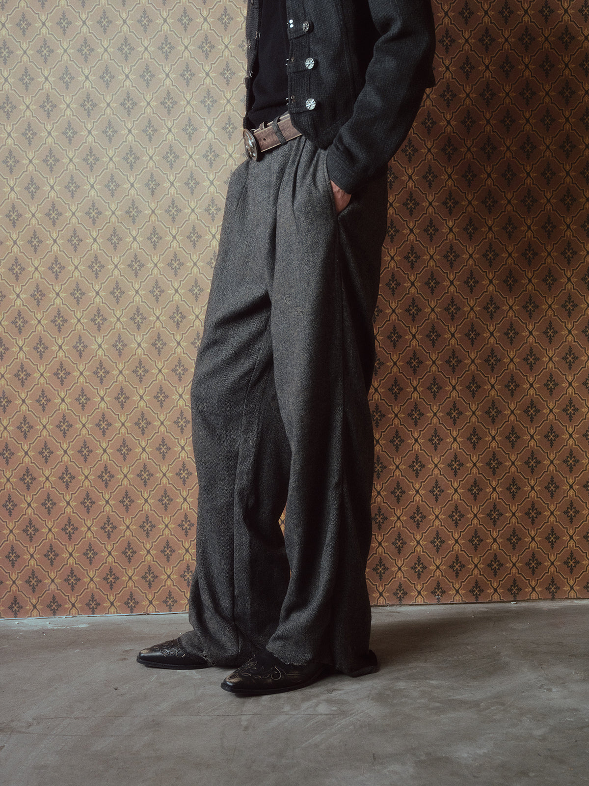 Damage Hem Casual Pants