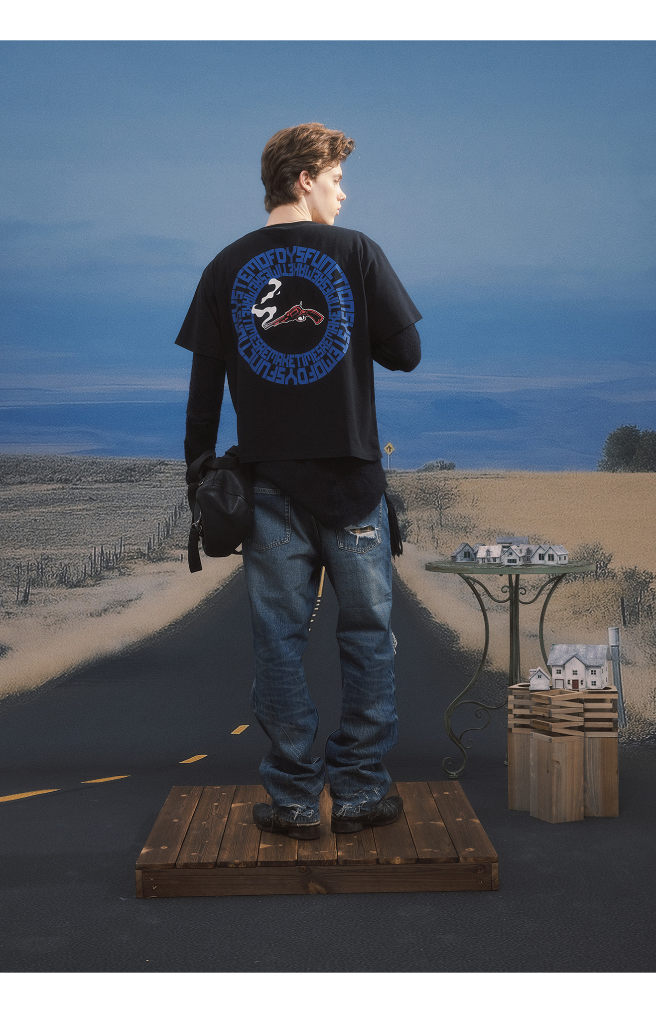 Wide Round-Neck Printed T-Shirt