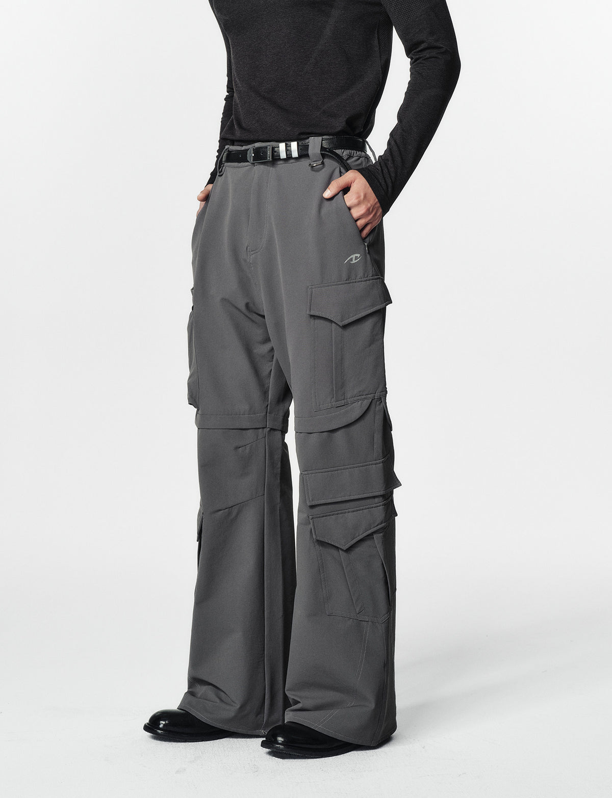 9-Pocket Straight-Leg Casual Pants