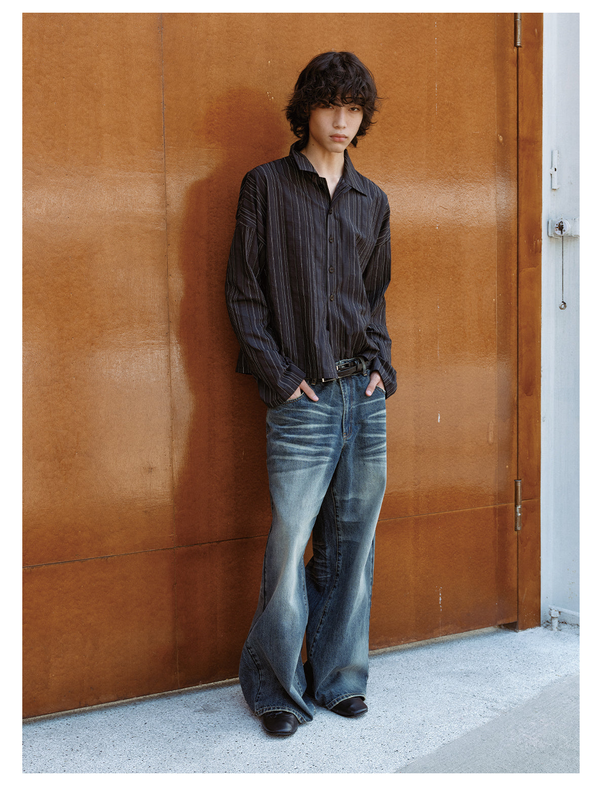 Distressed Washed Jeans