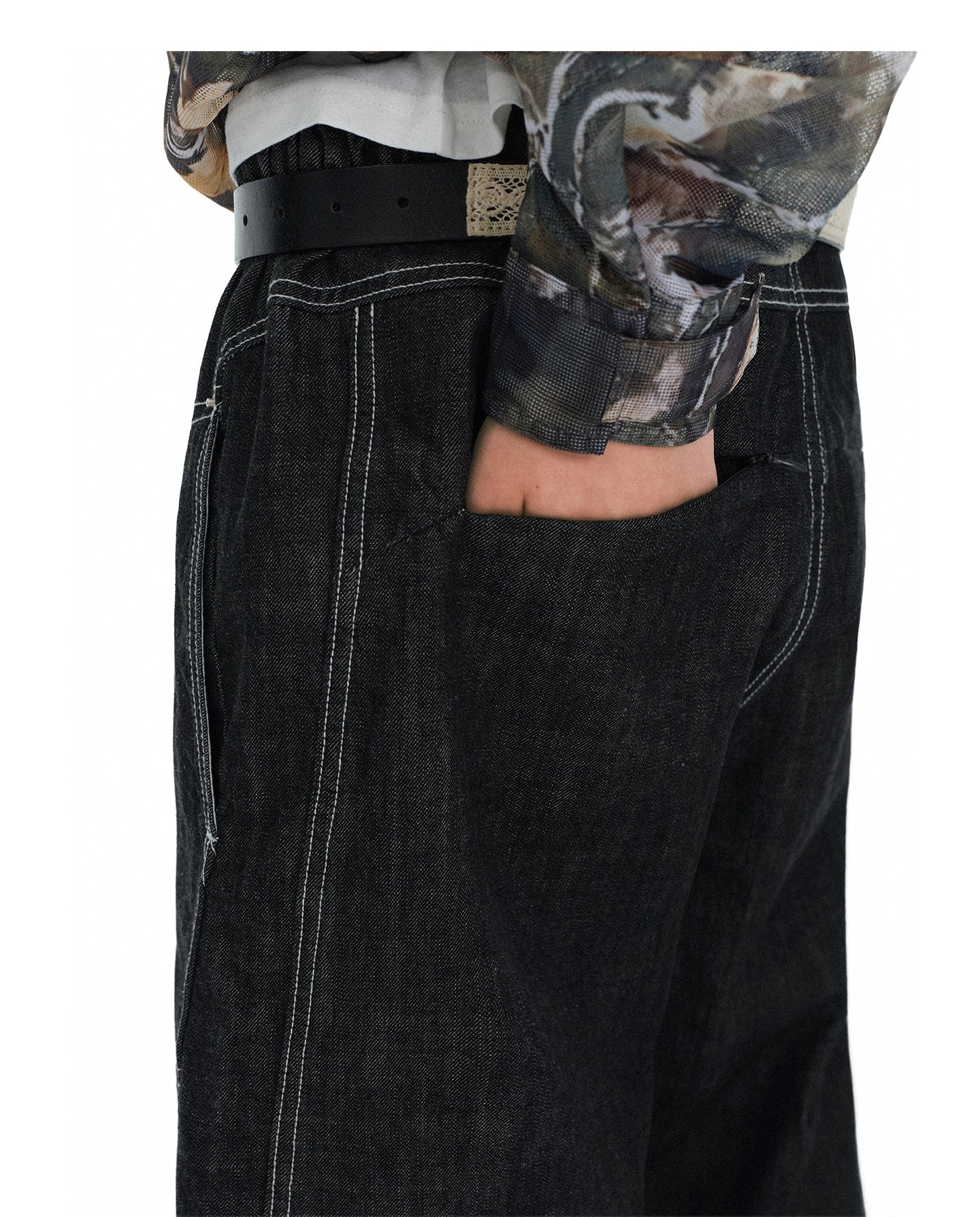 Sickle-Cut All-Season Denim Pants