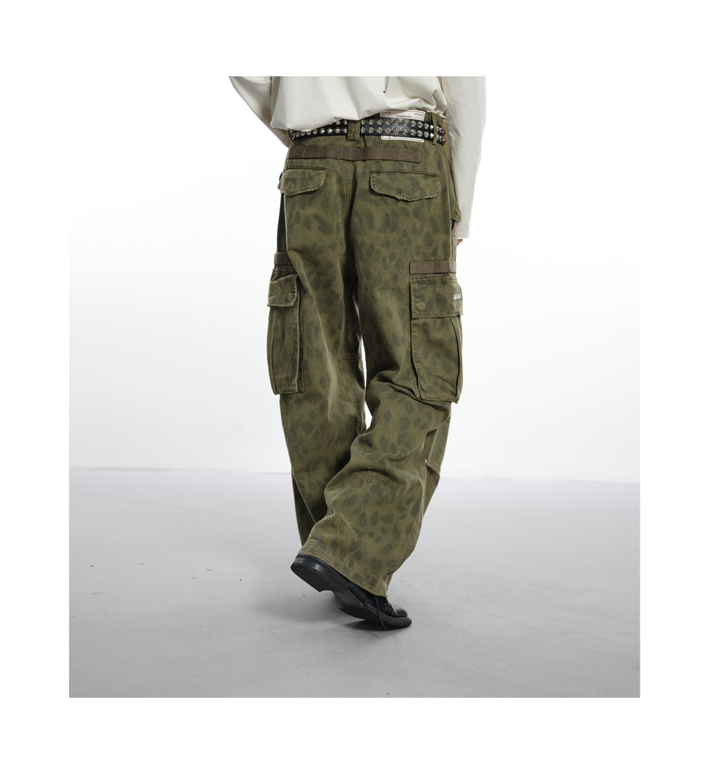 Original design casual pants