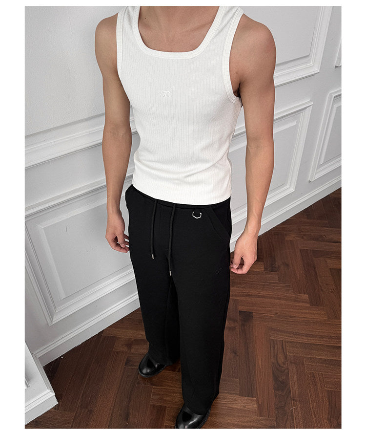 3D-cut sweatpants