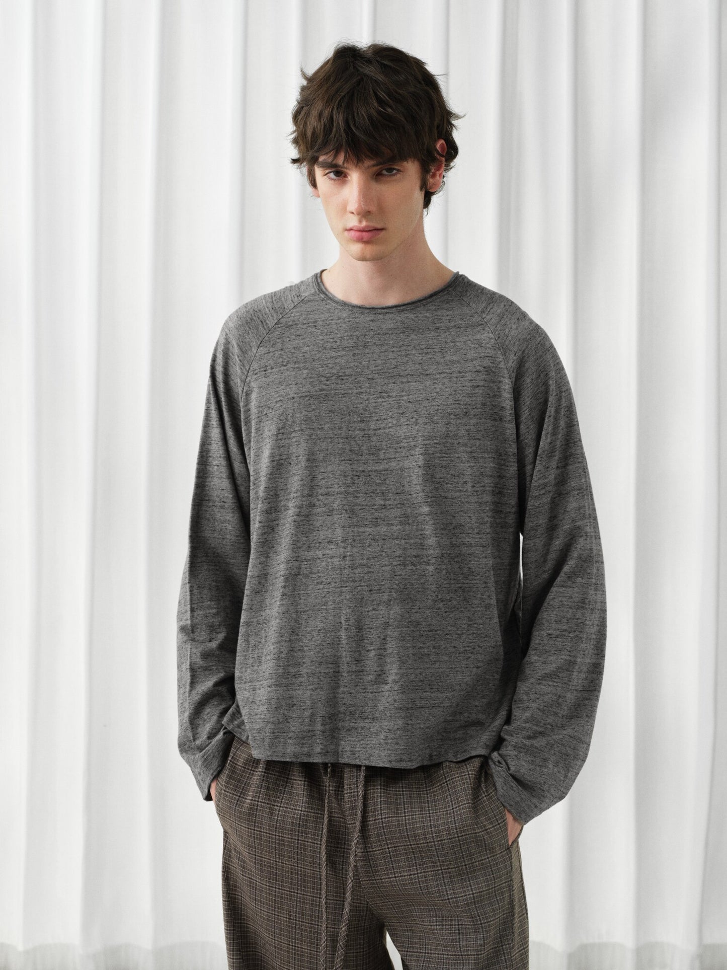 Raglan-Sleeve Roll-Neck T-Shirt