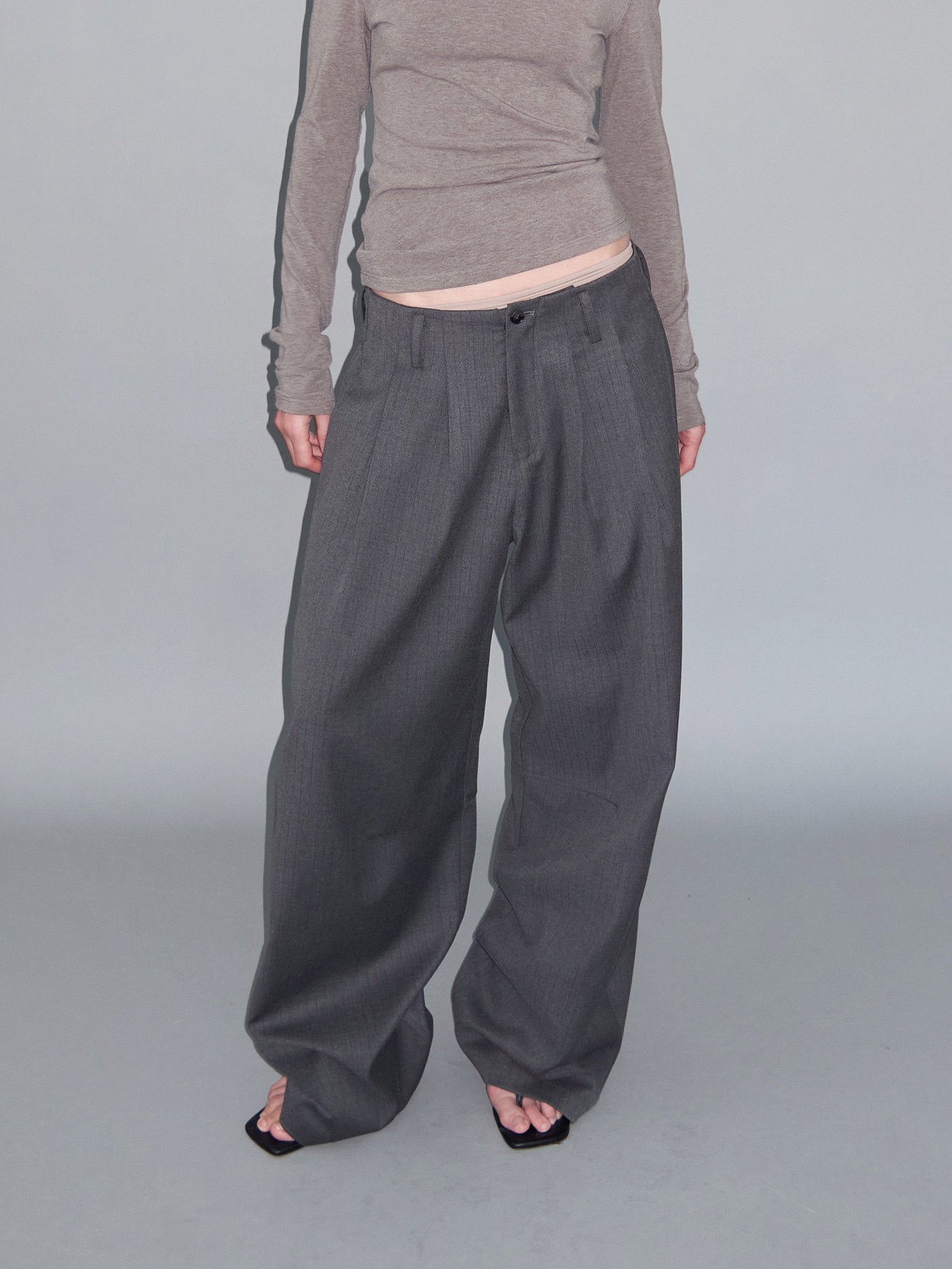 Loose-Fit Curved Casual Pants