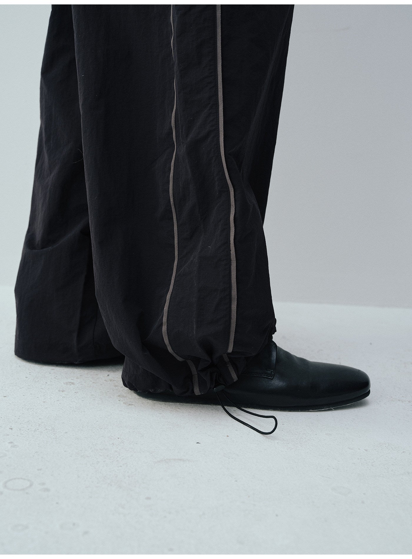 Nylon casual trousers