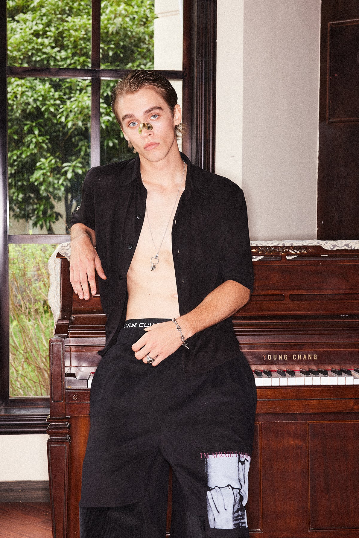 Corduroy patch cotton shorts