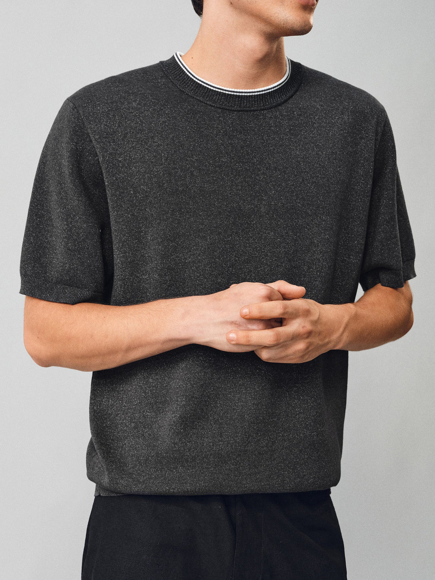 Knit shirt with contrasting trim