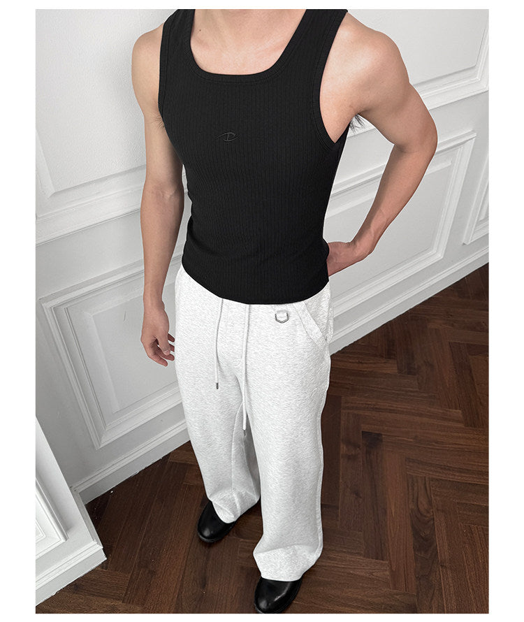 3D-cut sweatpants
