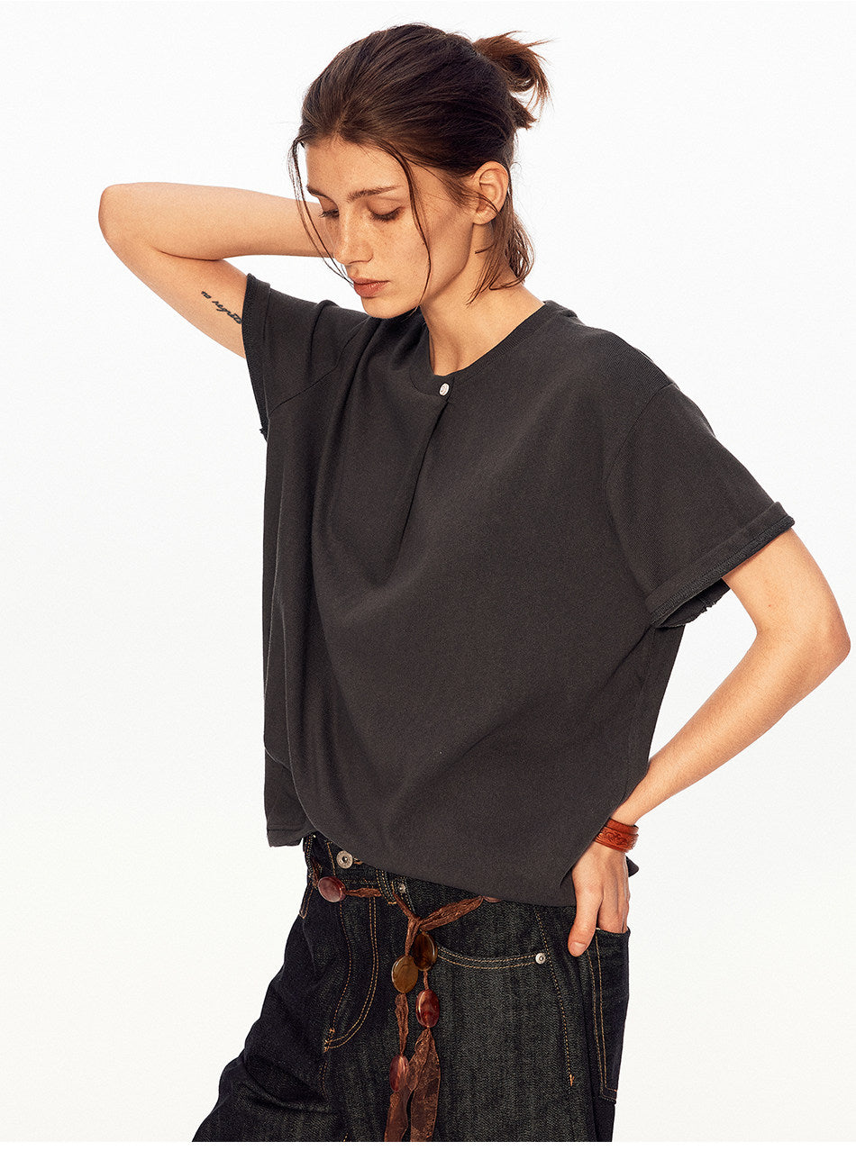 Single-Button Loose-Fit Casual T-Shirt