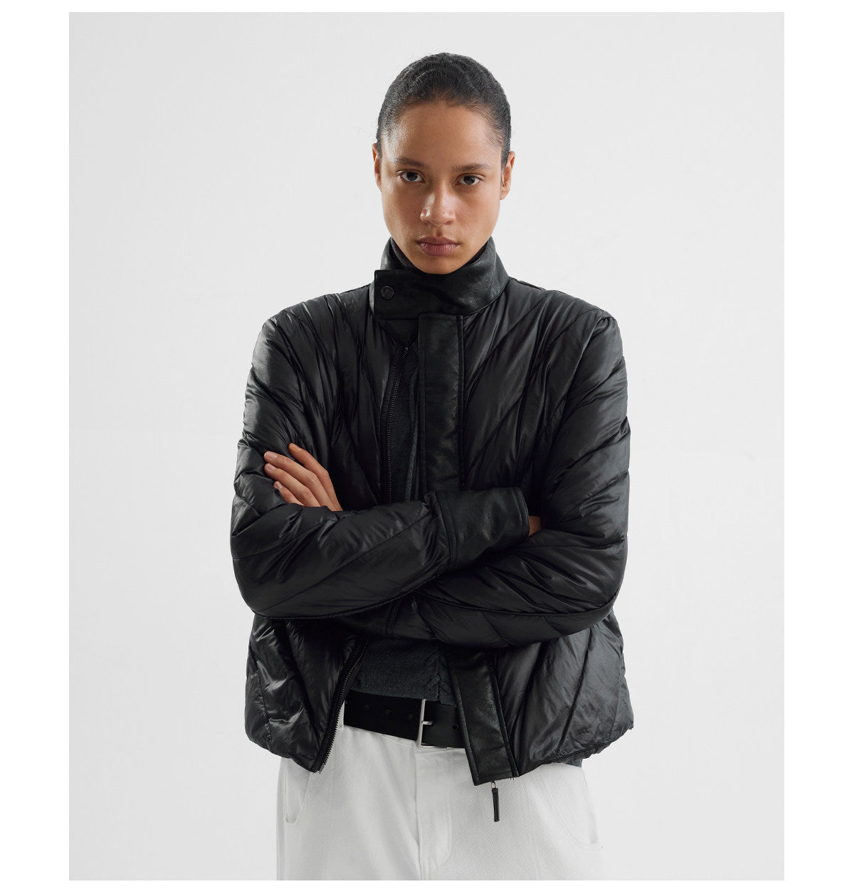 Stitched Radius-Pattern Quilted Down Jacket