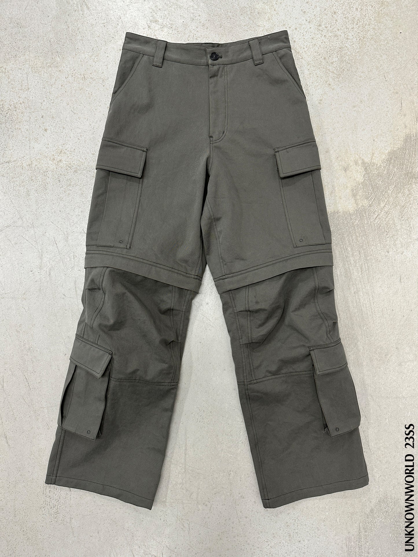 Detachable cargo pants