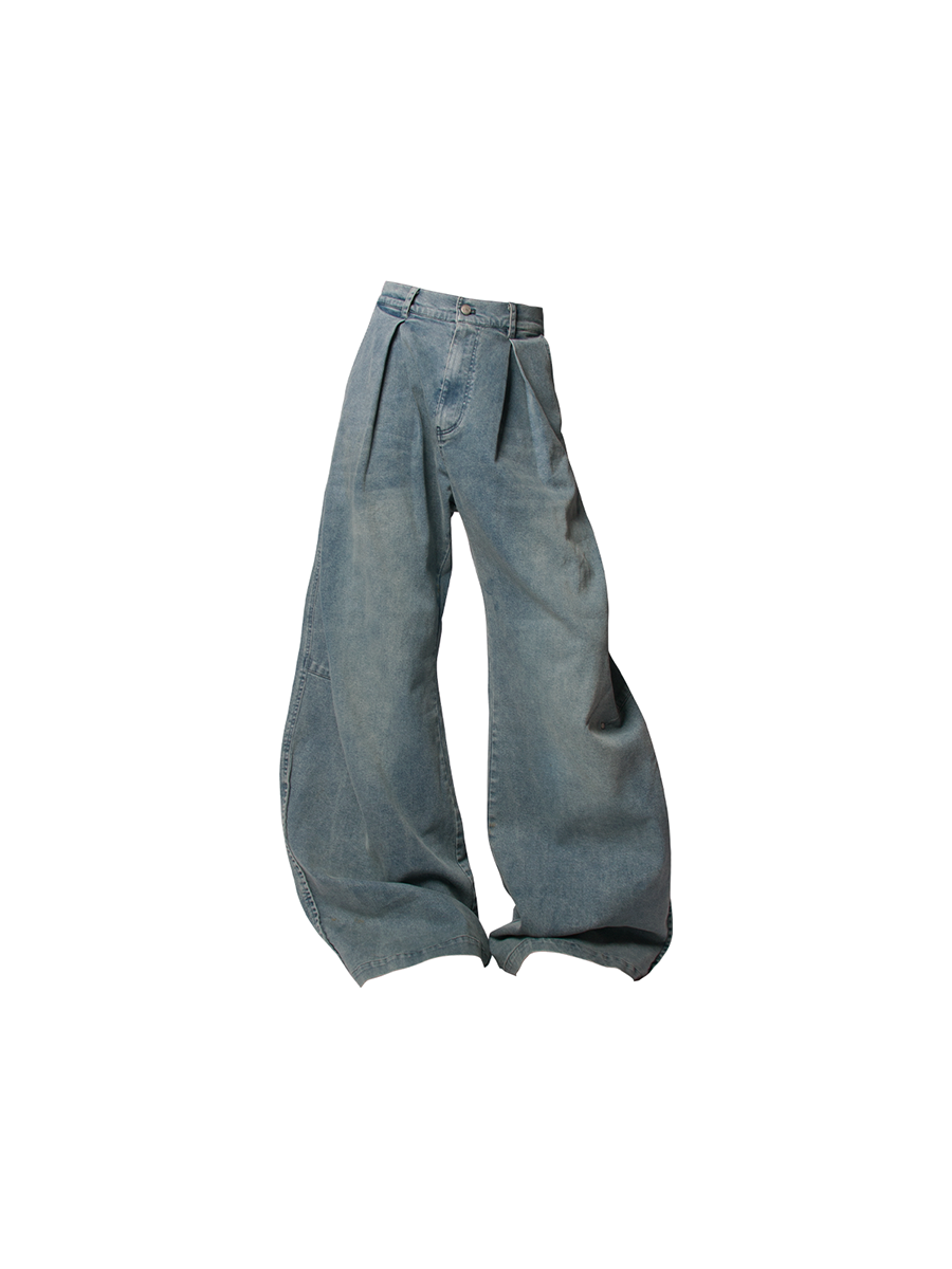 Leg Pleats Washed Jeans