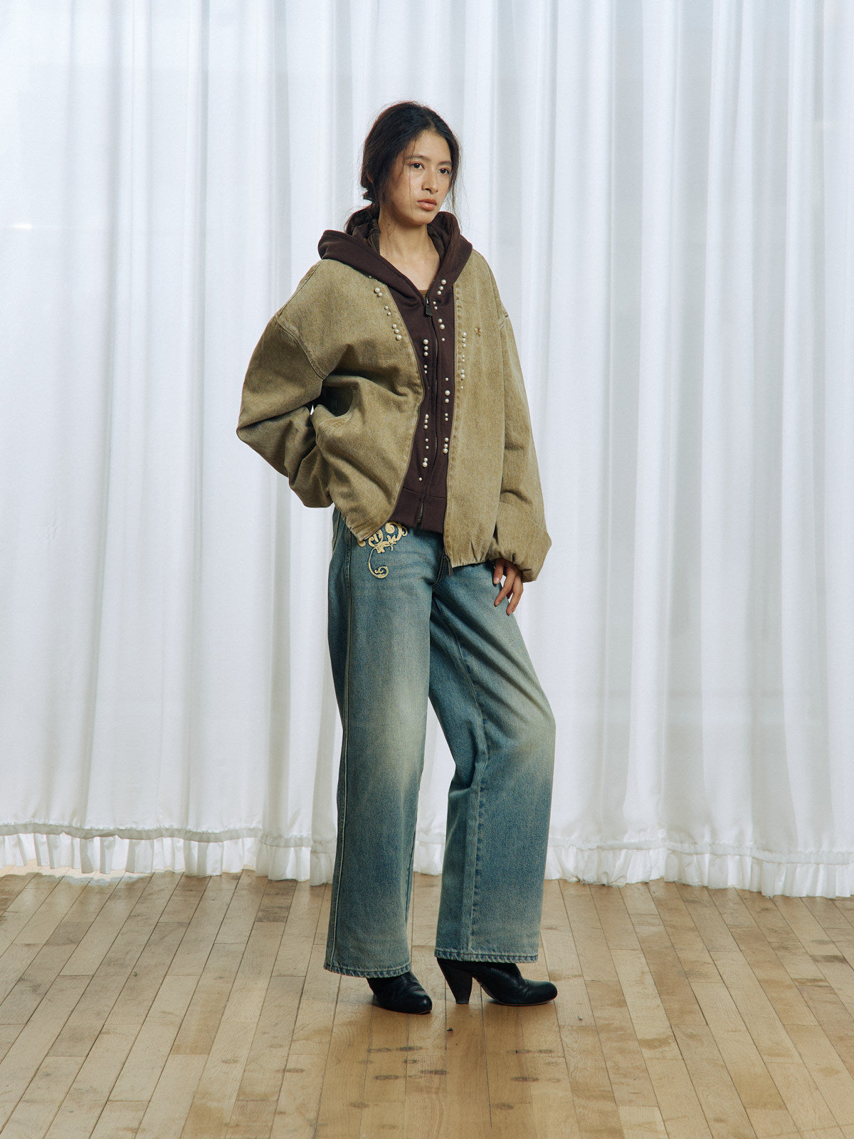 Embroidered Two-Tone Wash Straight Leg Jeans