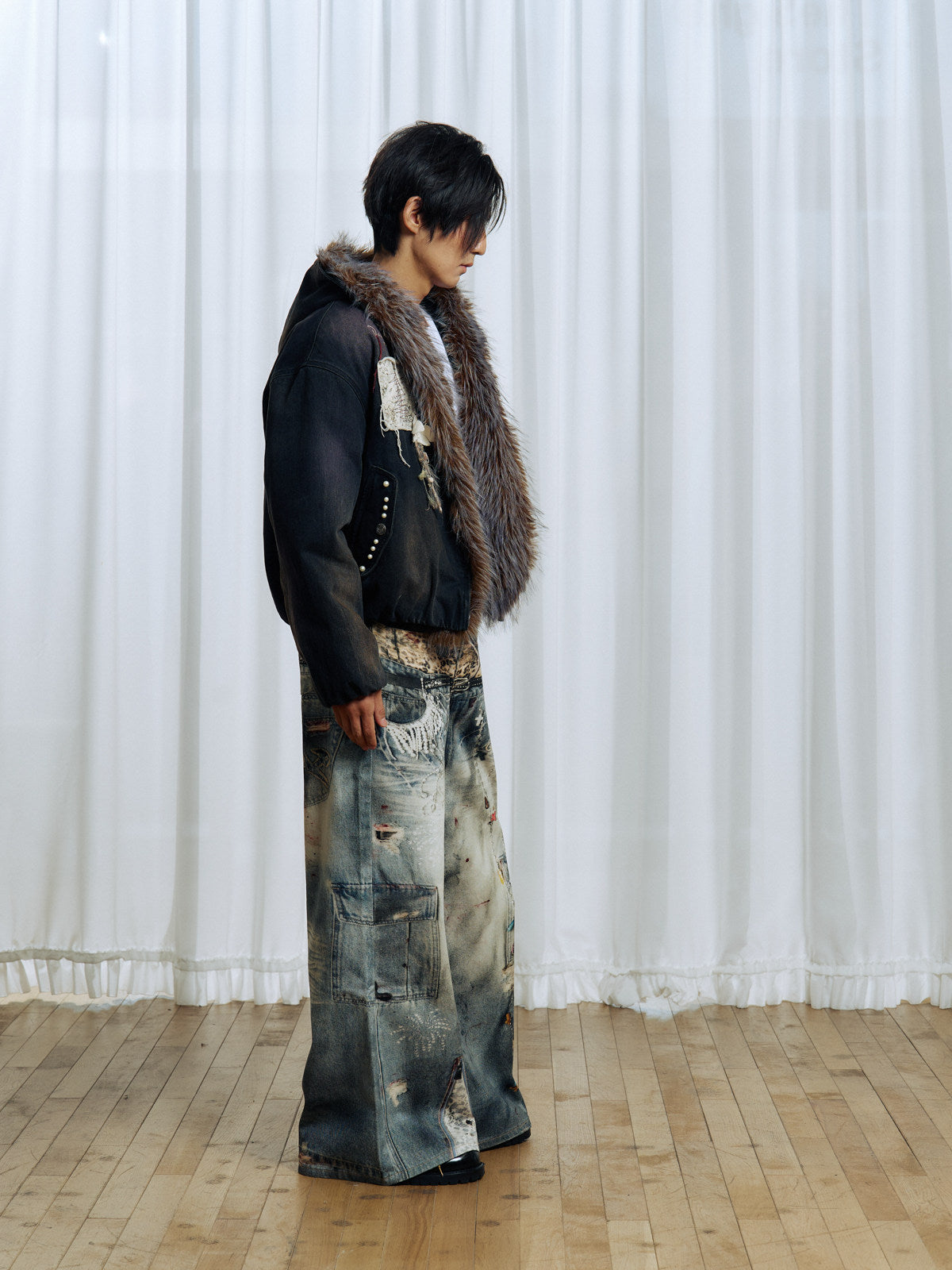 Detachable faux fur lining denim jacket