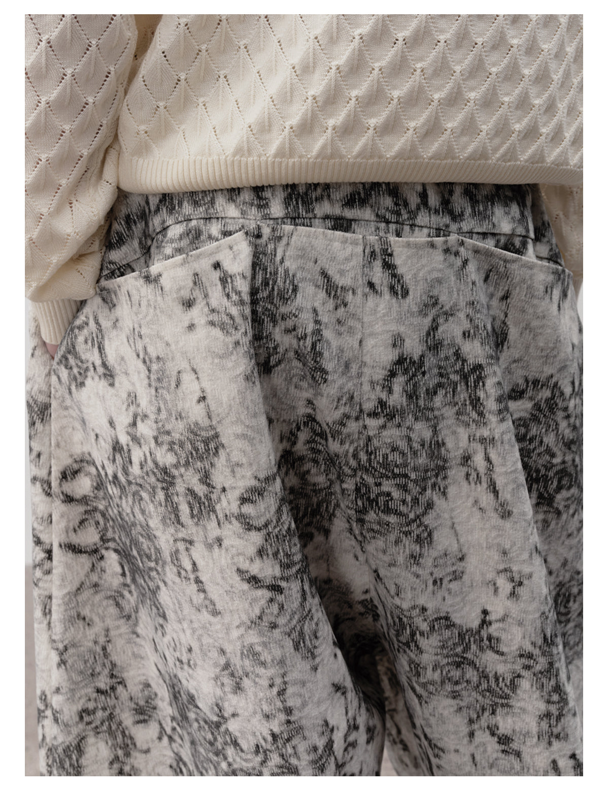 Ripple Jacquard Casual Pants