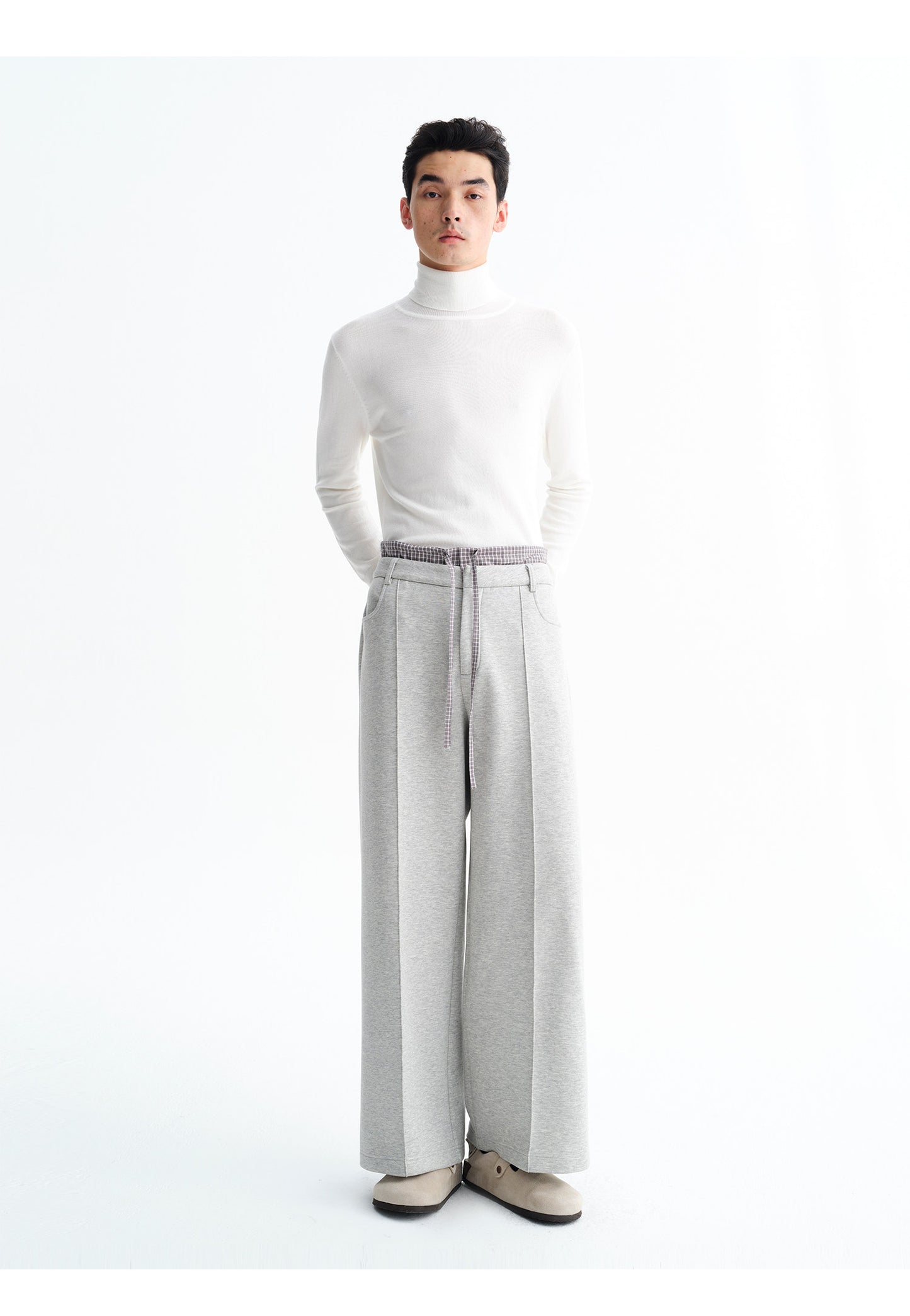 Basic Turtleneck Sweater