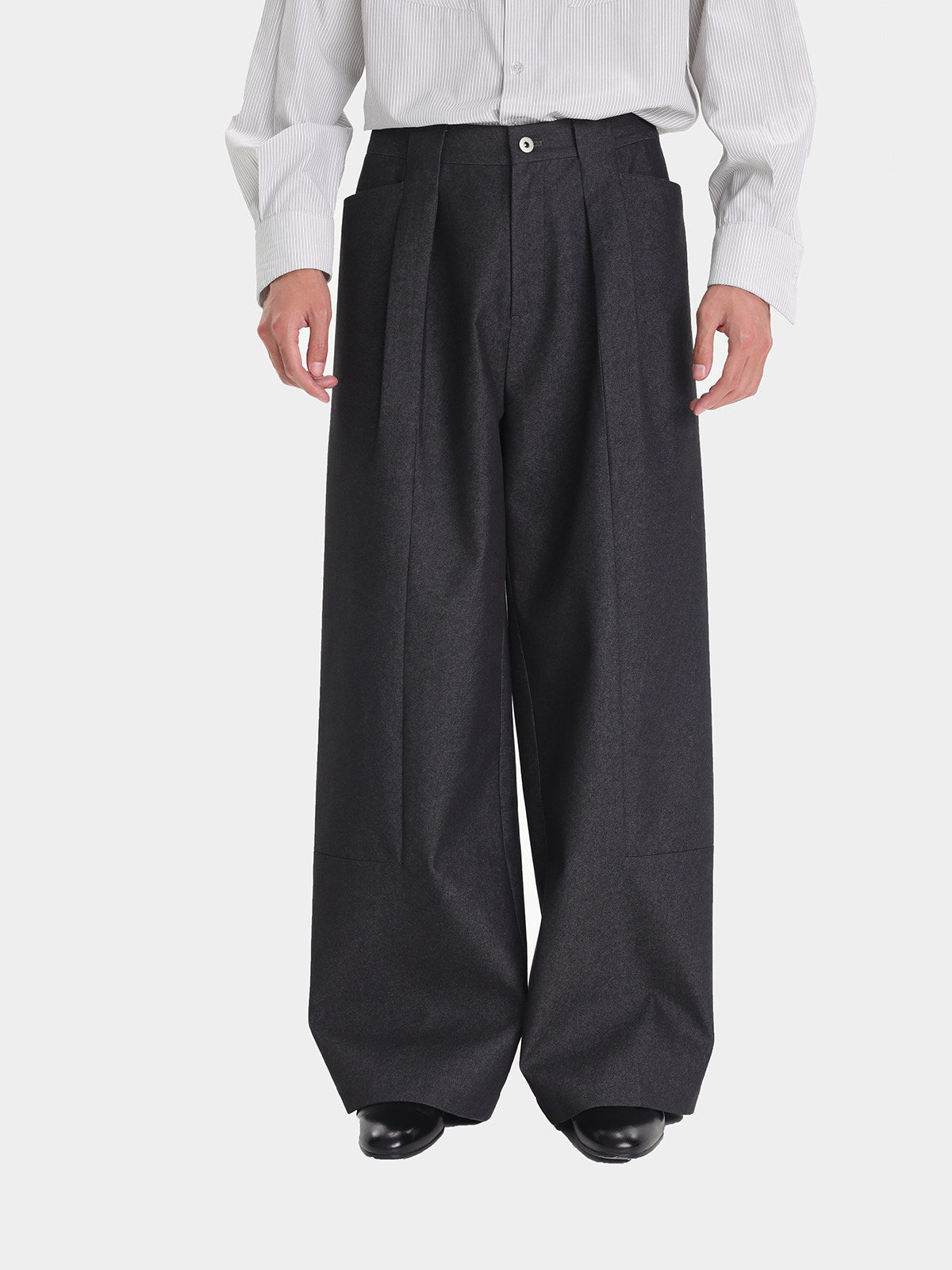Casual Pants with Waist Pleats