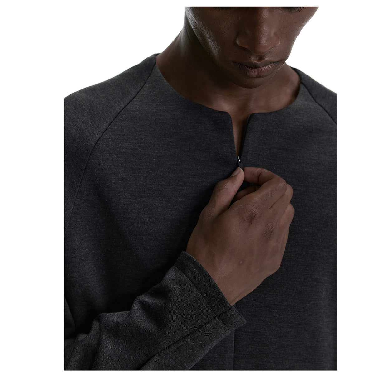 3D Twisted Sweatshirt with Zipper