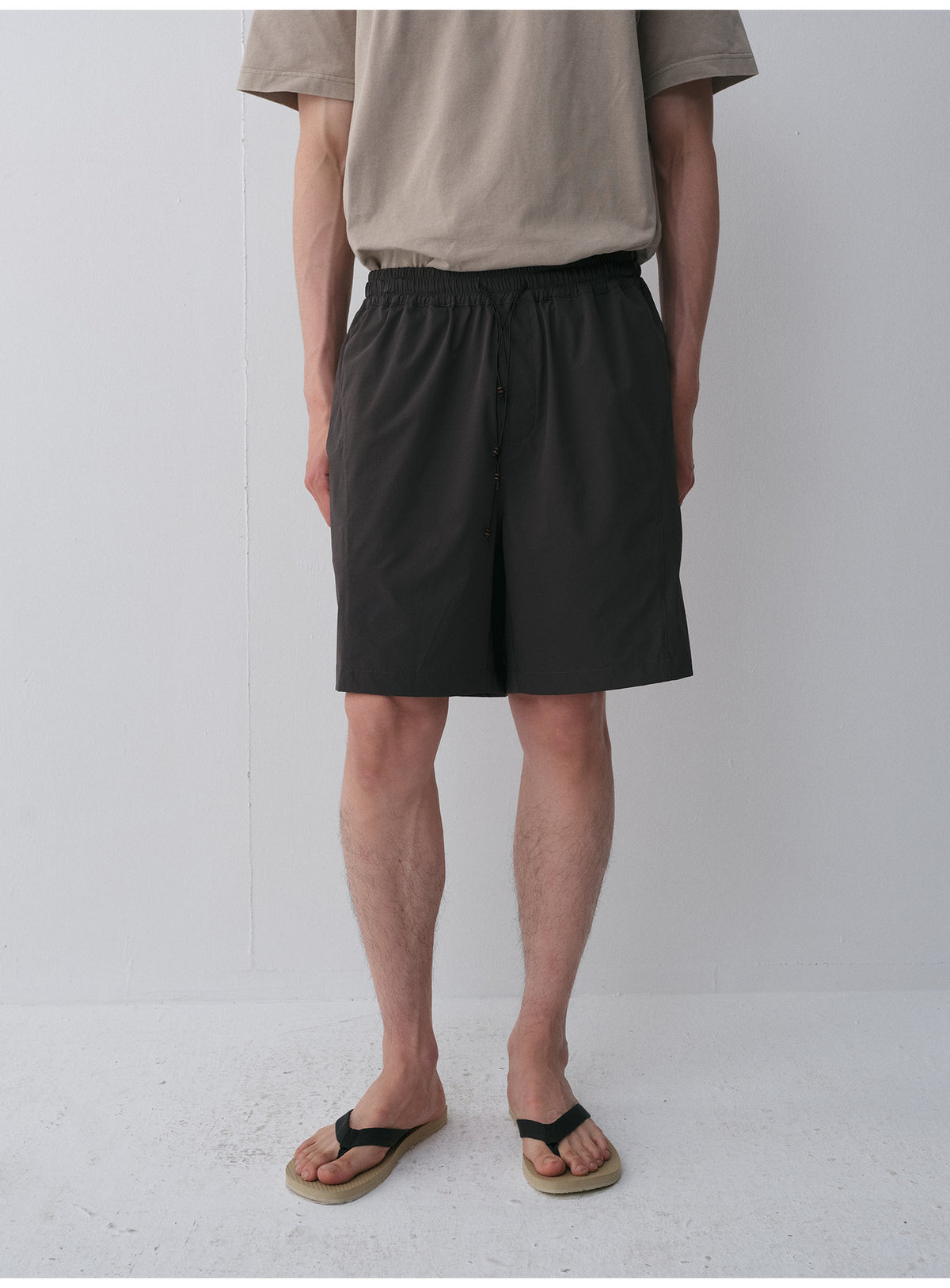 Lightweight Quarter-Length Casual Shorts