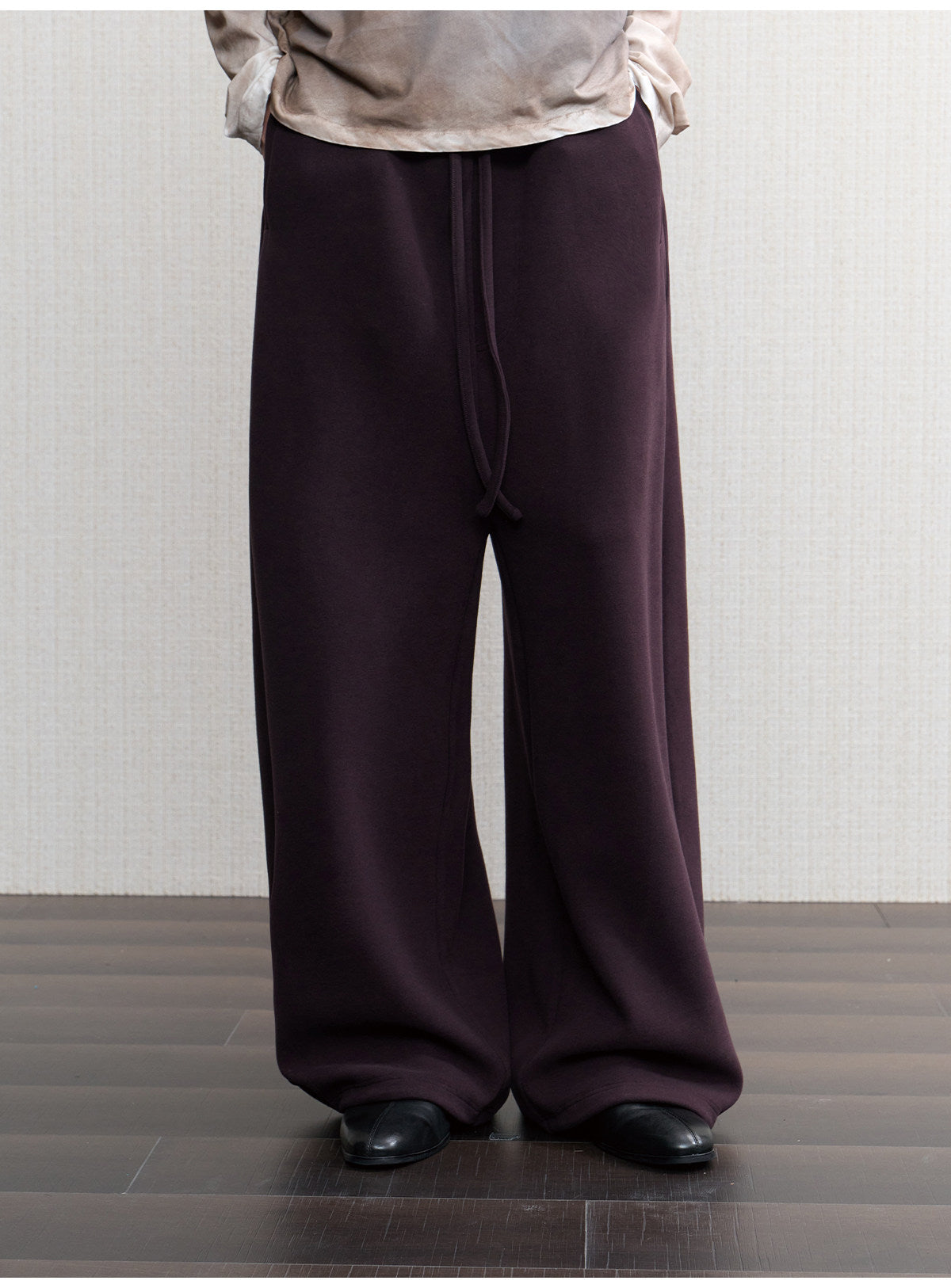 Low-Waist Fleece-Lined Sweatpants