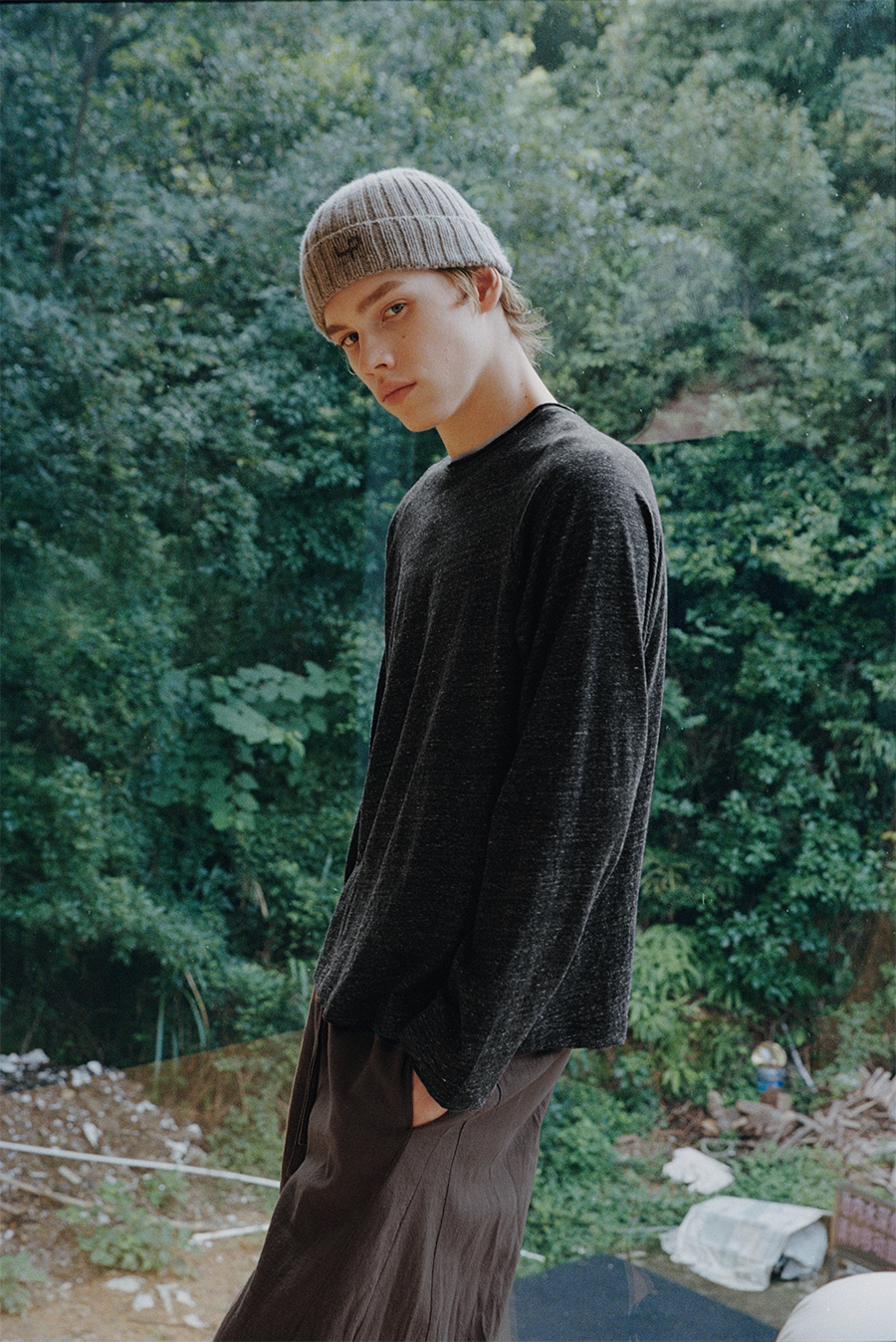 Raglan-Sleeve Roll-Neck T-Shirt