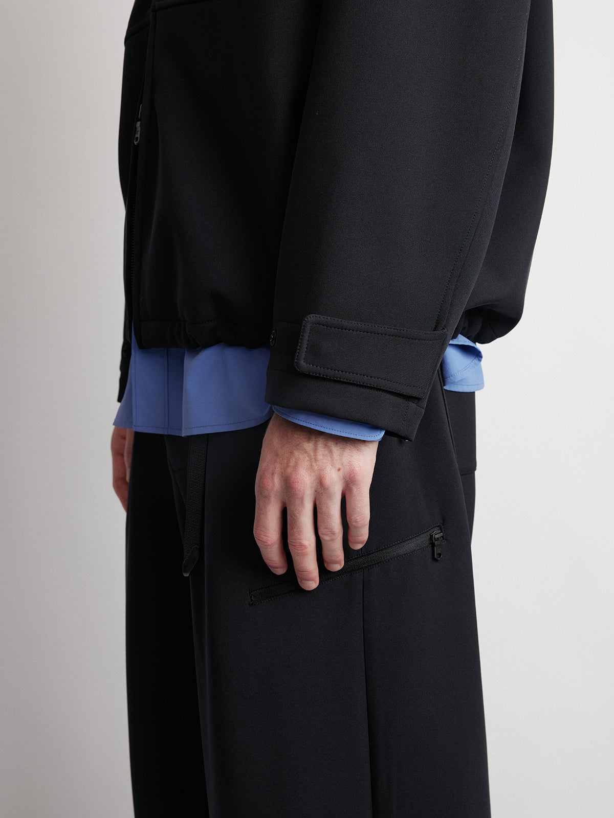 Short Wide Zipper Jacket